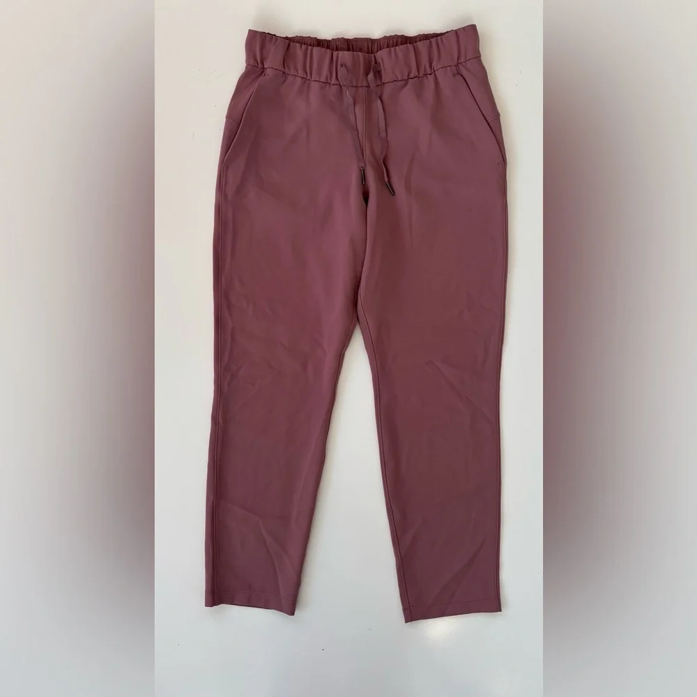 Lululemon Women's Dusty Pink On the Fly 7/8 Pant Athletic Athleisure Size 6